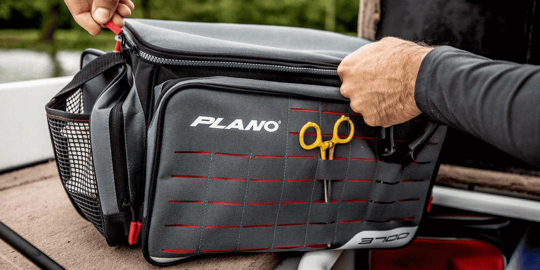 Plano Fishing Weekend Series 3700 Case 5 Plano Fishing Weekend Series 3700 Case
