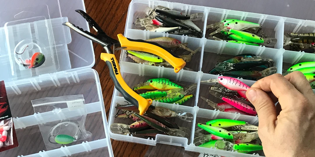 Plano Fishing Rustrictor™ 3700 Deep 4 Plano Fishing Rustrictor™ 3700 Deep